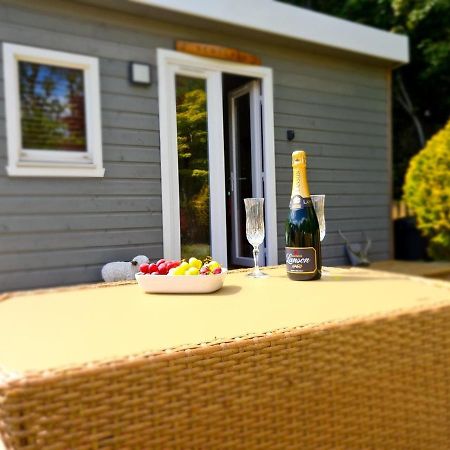 인버네스 Highland Hottub Retreat, On Nc500 빌라 외부 사진